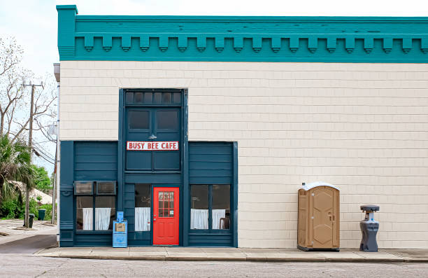 Best Portable restroom solutions  in Farmington, IL