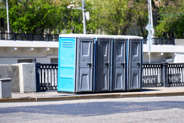 Portable Toilet Options We Offer in Farmington, IL